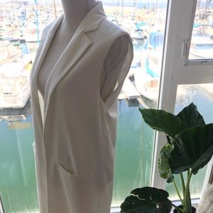 Off White Long Sleeveless Blazer
